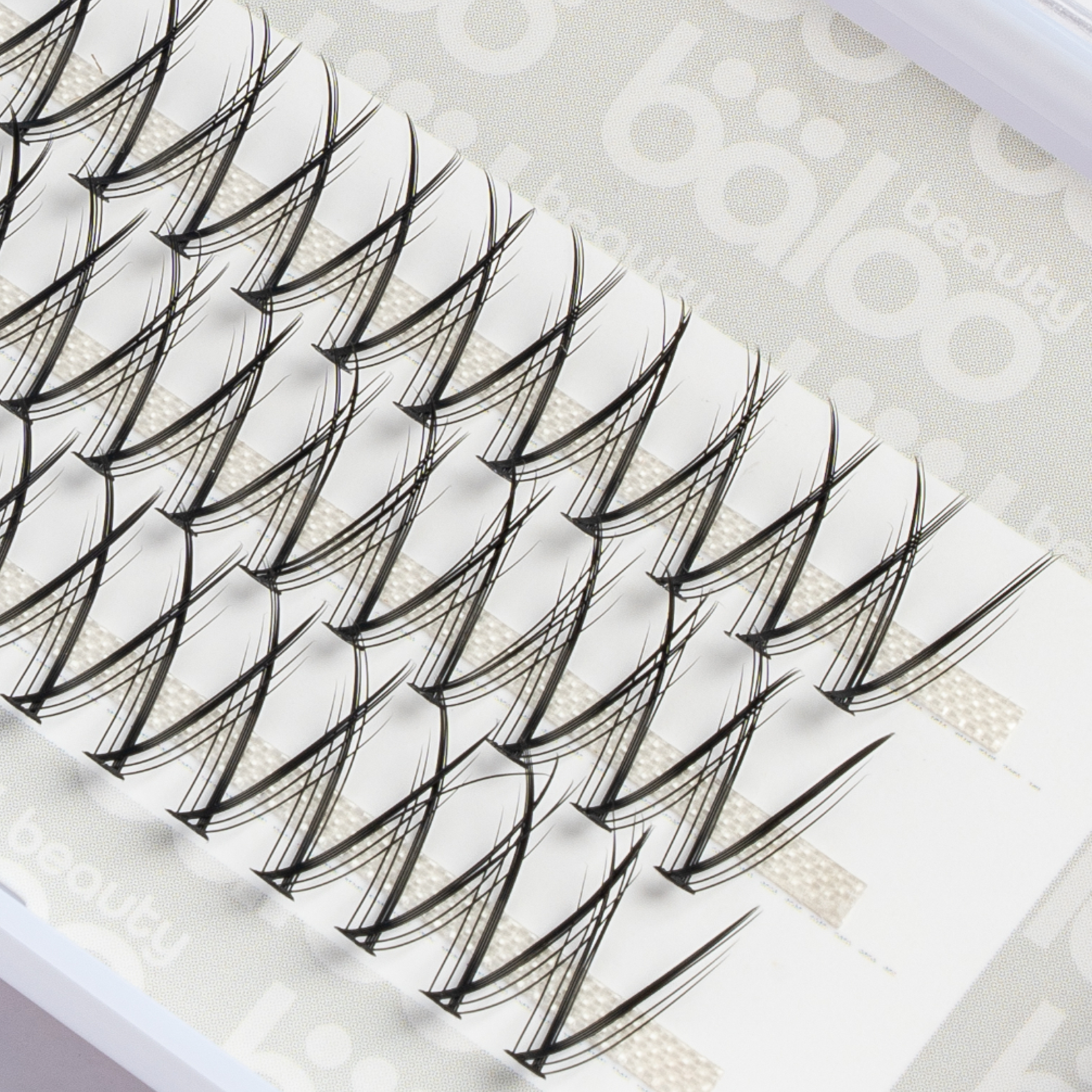 60 Premium Lash Clusters