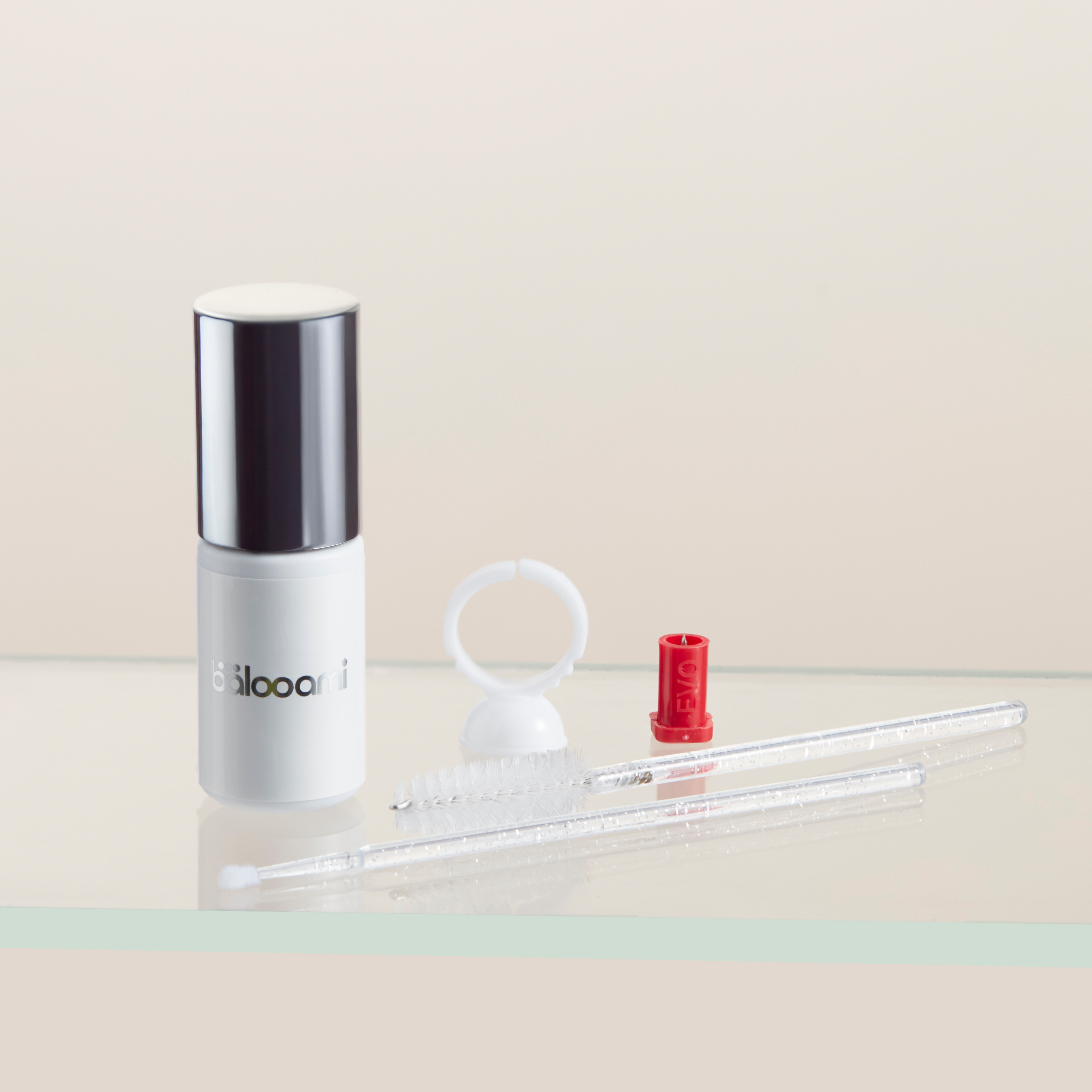 Lash Adhesive