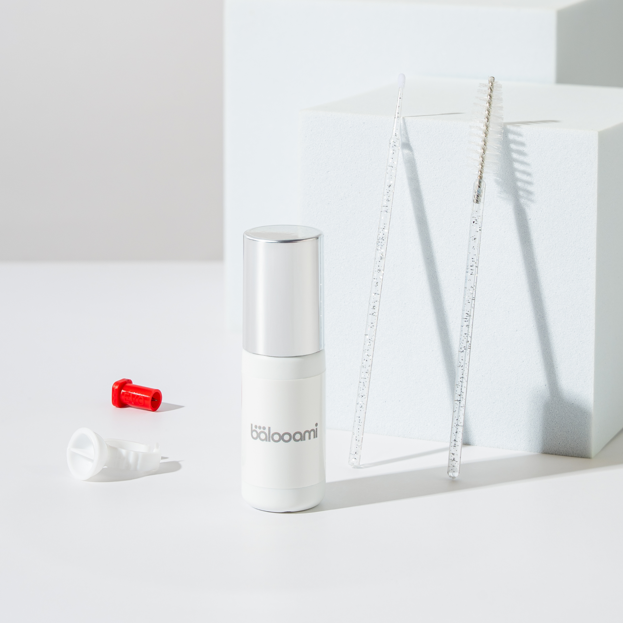 Lash Adhesive